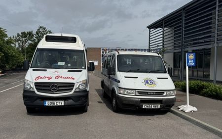 Busses (2) Busses (2)
