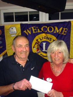 Zone Chair Lynne Smith presents Brian with 15 year certificate